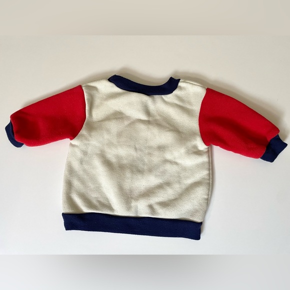 Vintage Winnie the Pooh 3-6 month “Pedaling Pooh” Baby Sweatshirt White Blue Red - Picture 3 of 6